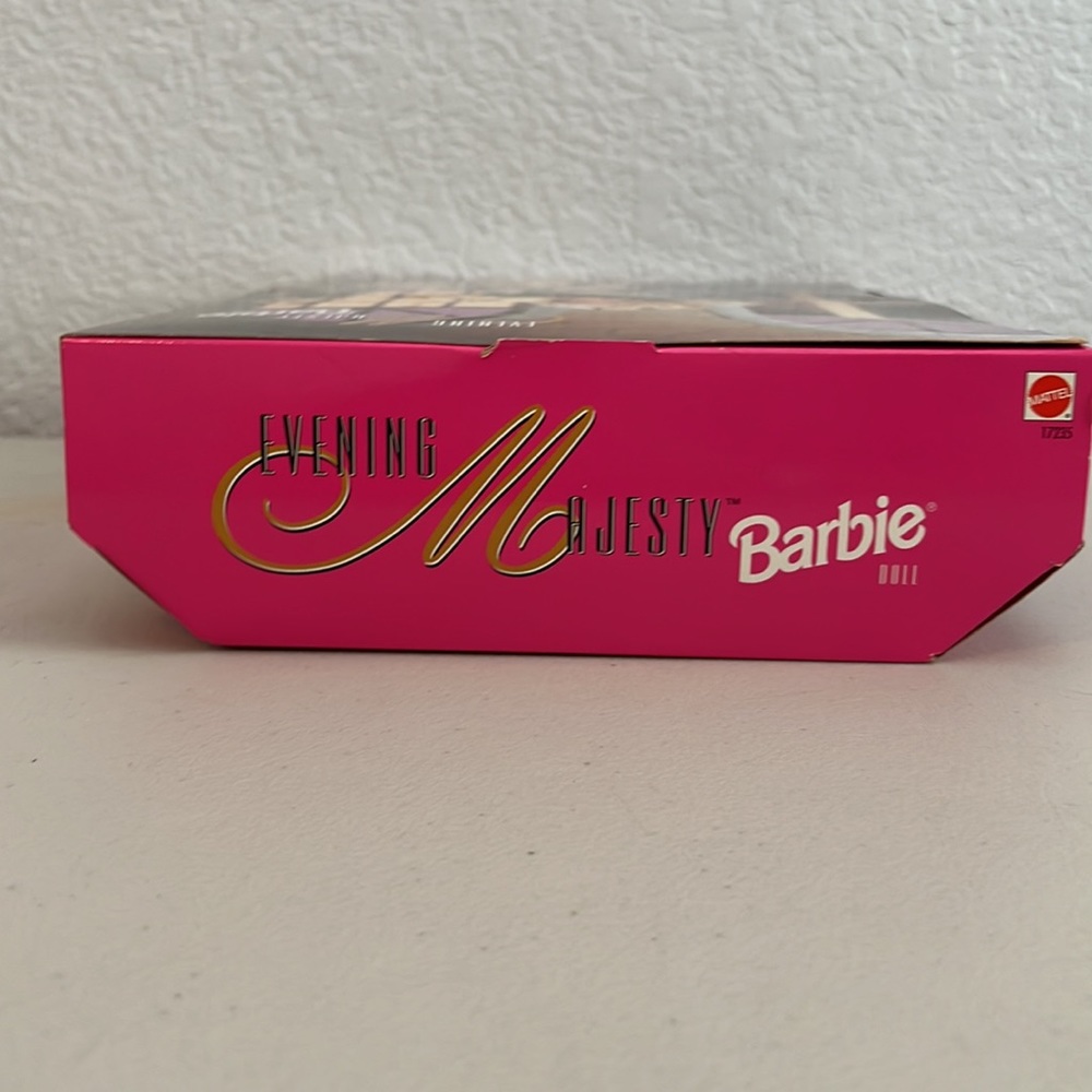 Evening Majesty Barbie 1996 or 1997 nwt - Picture 5 of 7